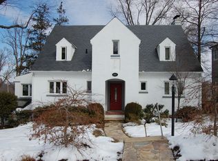 1037 26th Rd S, Arlington, VA 22202