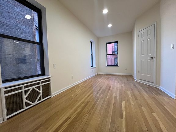 3rd image of 151 E 81st St APT 4A