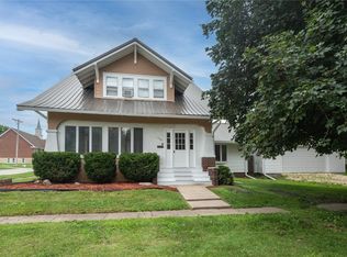 400 E South St, Mechanicsville, IA 52306