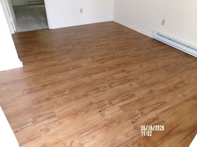1373 5th St NE #1373 — Photo 2