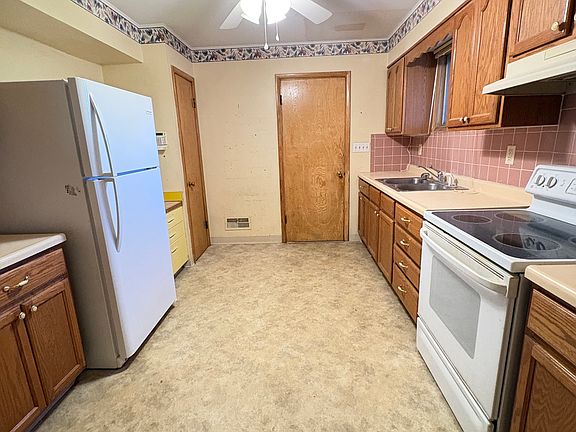 4th image of 4609 Andover Rd