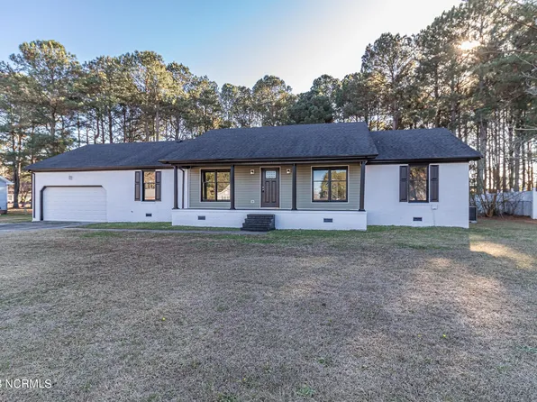206 Hunters Creek Drive, Goldsboro, NC 27534
