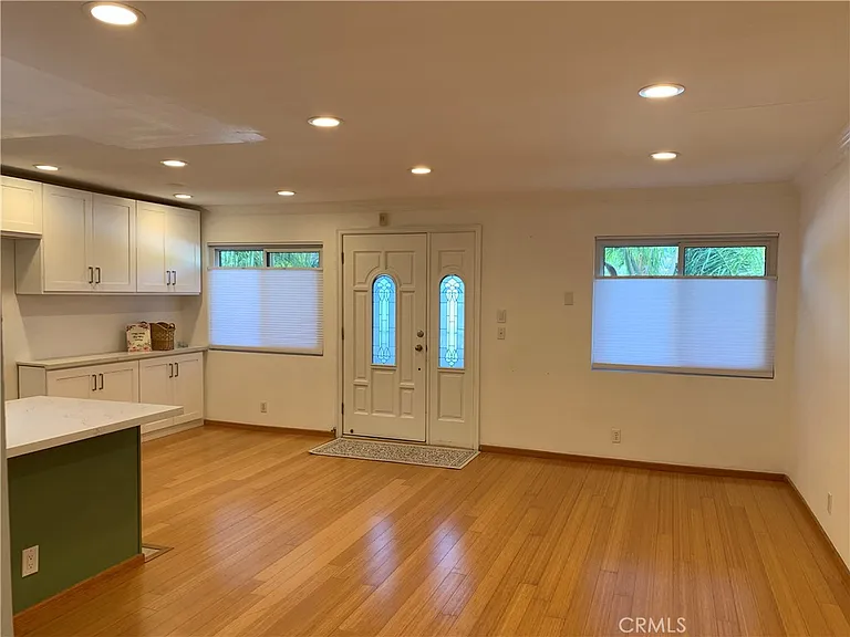 3220 Altura Ave #305 — Photo 8