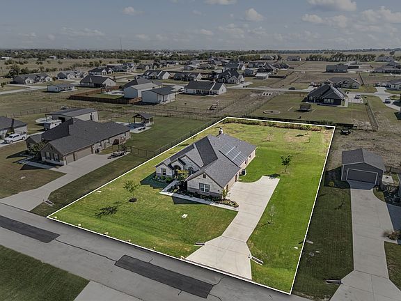 3rd image of 123 Mossy Creek Trl