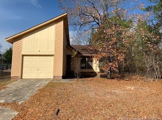 3331 Arrowhead Rd, Spring Lake, NC 28390