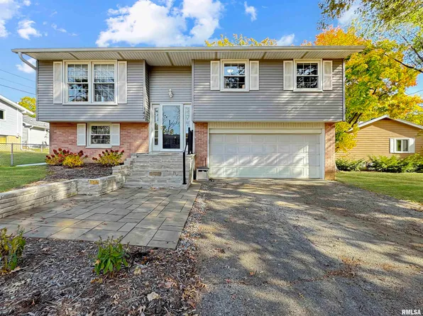 142 Devron Cir, East Peoria, IL 61611