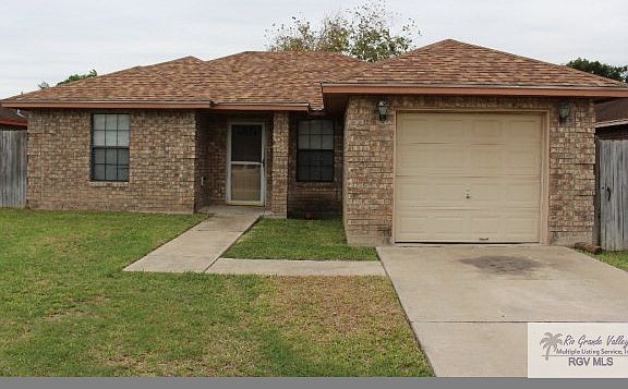 3rd image of 586 Limon Ln