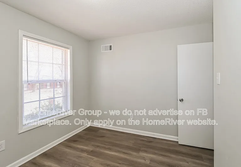 5035 Applewood Dr — Photo 13