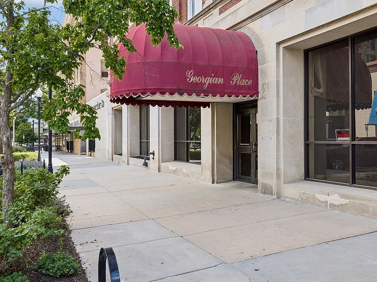 139 N 11th St #1003 — Photo 2