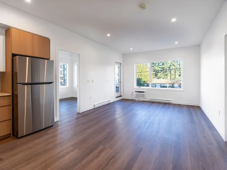 831 Orono Ave — Photo 18
