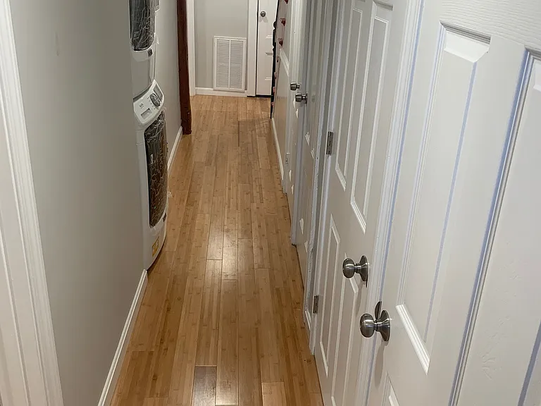 312 Meridian St #1 — Photo 9