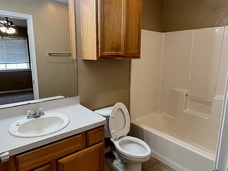 943 Sun Meadow St — Photo 13