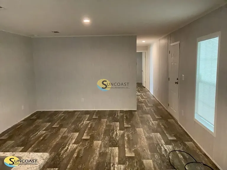5870 Patterson Ave — Photo 4