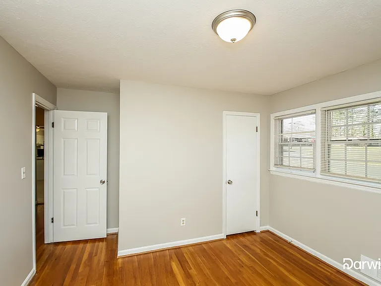 4703 Whittier Pl — Photo 11