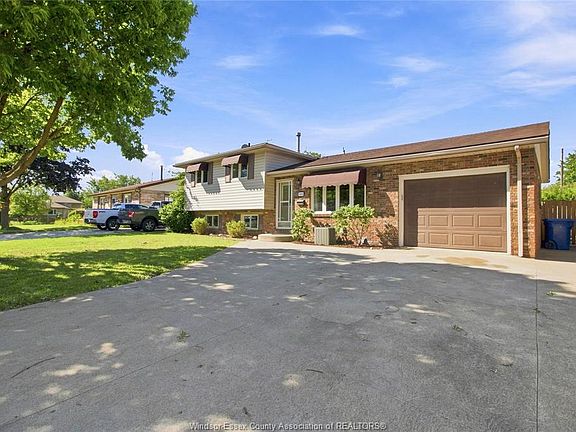 3rd image of 1085 Watson Ave