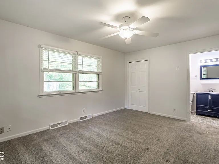 9514 Haverstick Rd — Photo 17