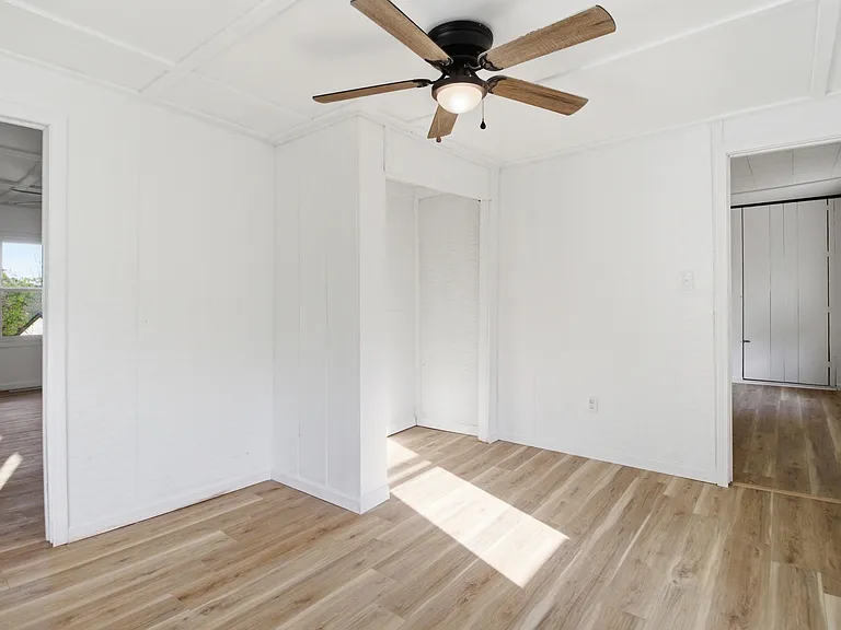 318 McClure St — Photo 14