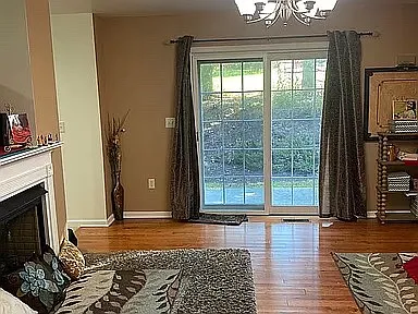 4150 Roth Farm Village Cir — Photo 8