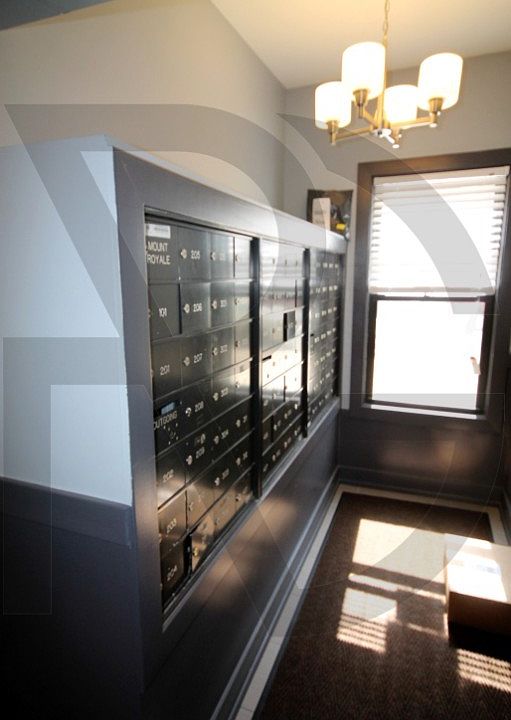 1st image of 550 W Arlington Pl #550412