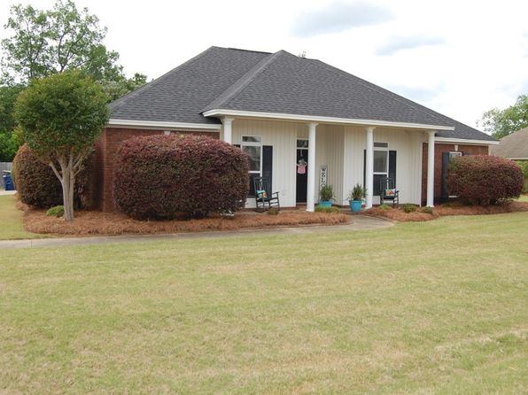 196 Summertime Pkwy, Deatsville, AL 36022