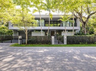 John T Peacock Est, Miami, FL 33133