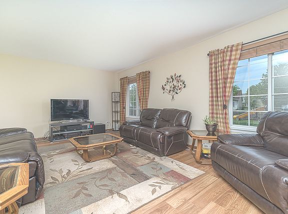 3rd image of 1461 Bluestem Ln