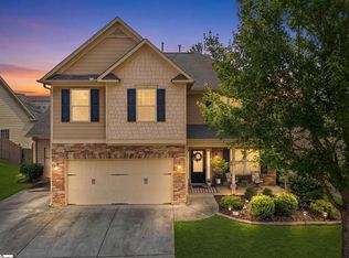 190 Raven Falls Ln, Simpsonville, SC 29681