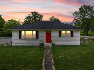 102 Debbie Ave, Lancaster, KY 40444