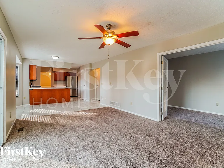 8900 Cornwallis Ct — Photo 6