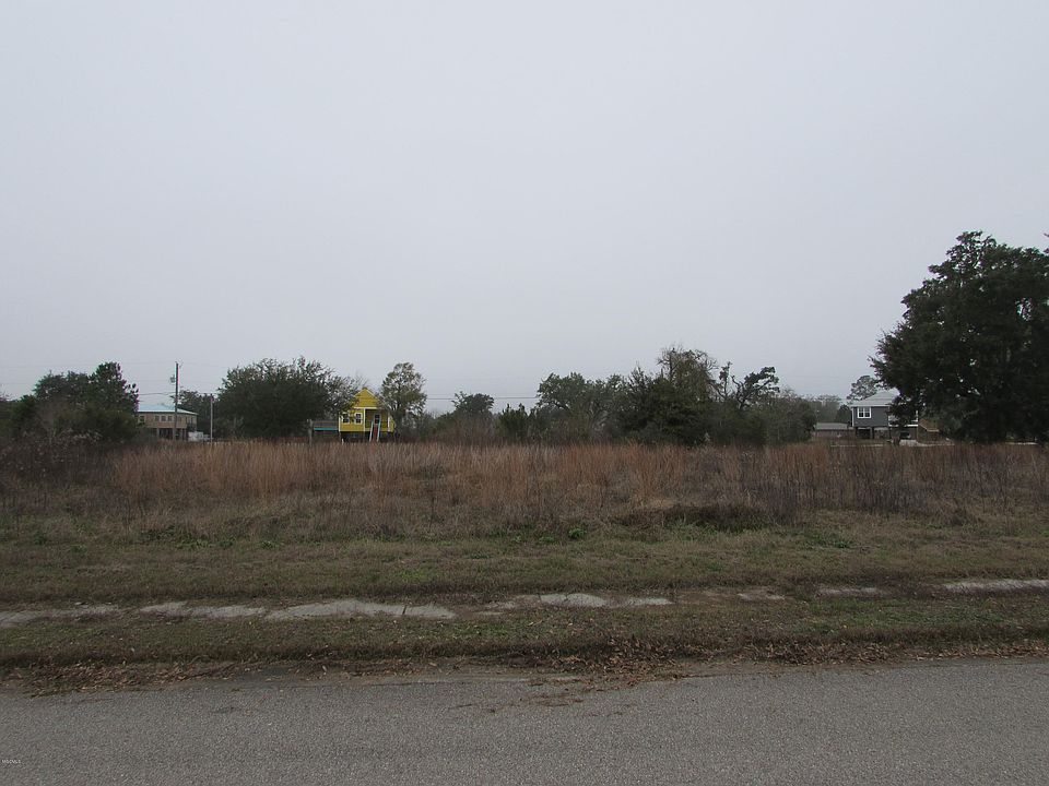 1st image of 113 Destiny Oaks Dr