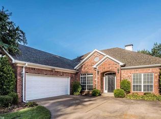 17 Chevaux Cir, Little Rock, AR 72223