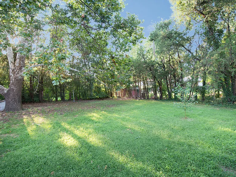 5908 E Avalon Rd — Photo 10