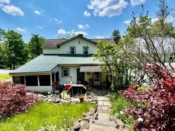 94 Franklin St, Great Bend, PA 18821