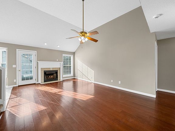 5th image of 1397 Shady Hill Ct