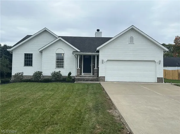 156 Spring Run Dr, Apple Creek, OH 44606