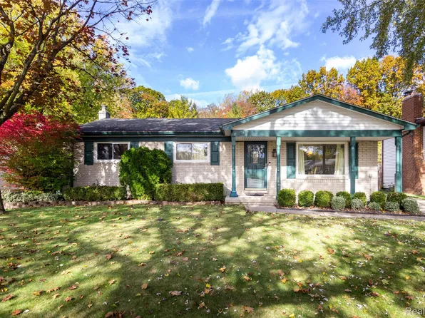 14603 Cornell Dr, Sterling Heights, MI 48313