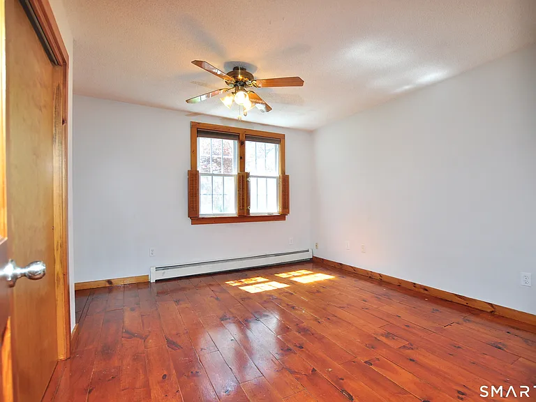 90 Niles Rd — Photo 17