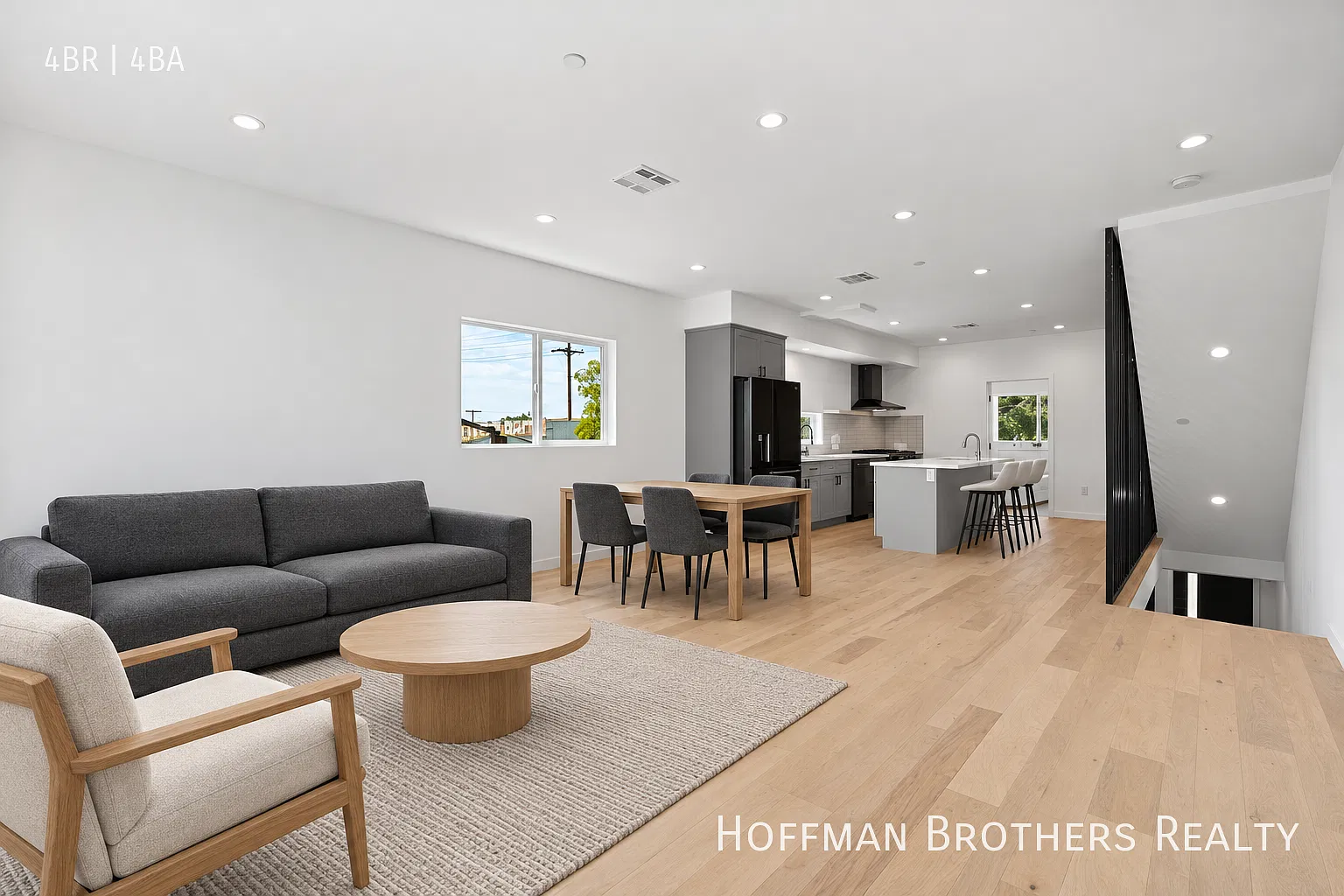 **6 Weeks Free**Condo-Quality Townhouse with In-Unit Laundry, Rooftop Deck & 2 Parking Spots in G... — Photo 1