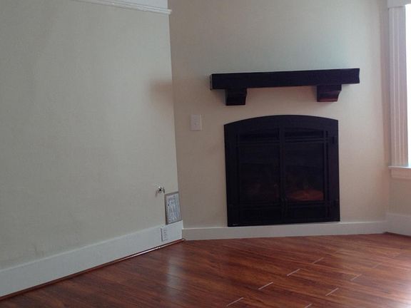 Gas Fire place in living room