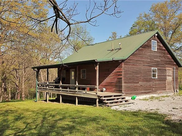 25027 W 200th Ave, Bethany, MO 64424