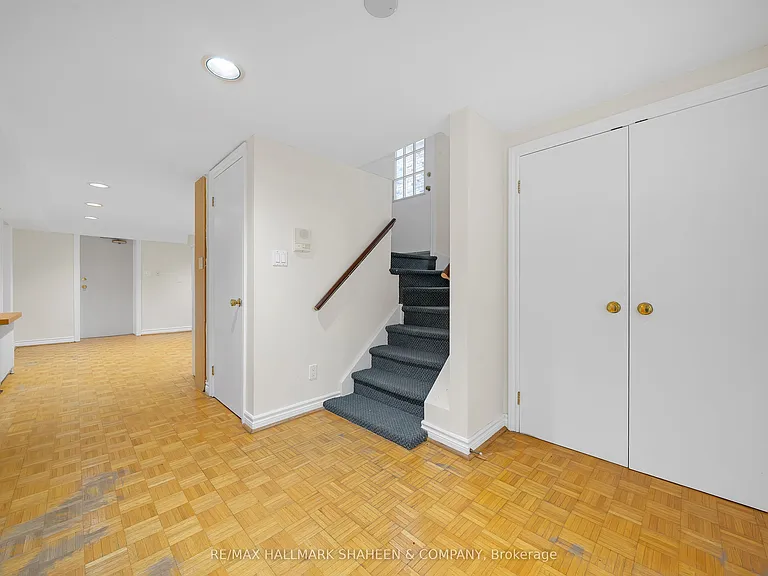 12 Foxbar Rd #BASEMENT — Photo 3