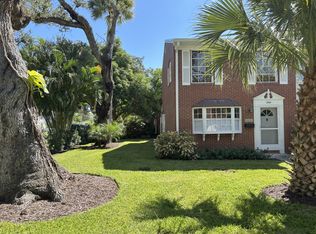 2924 Eagle Dr, Vero Beach, FL 32963