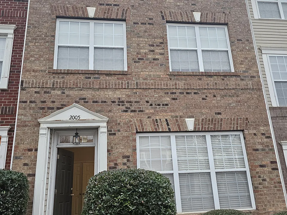 2005 Cambridge Beltway Dr