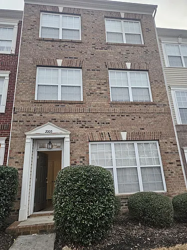 2005 Cambridge Beltway Dr Photo 1