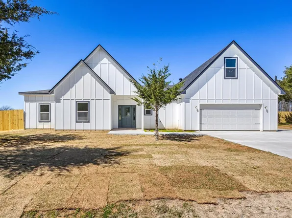 850 County Road 26750, Petty, TX 75470