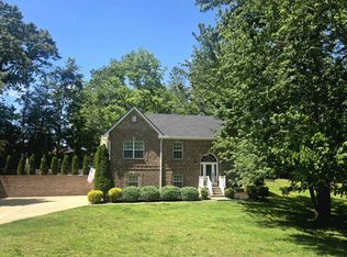2034 Christy Ln, Greenbrier, TN 37073