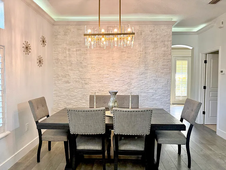 606 E Livingston St — Photo 12