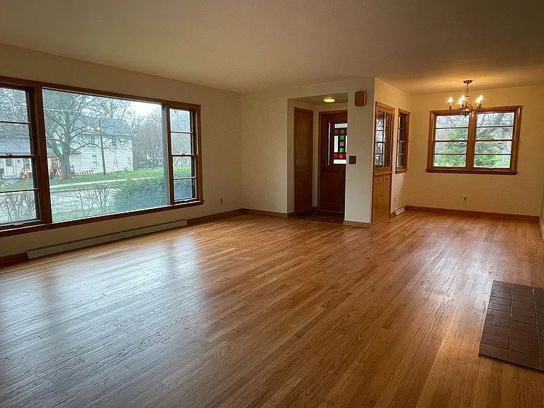 106 Highland Ave — Photo 5