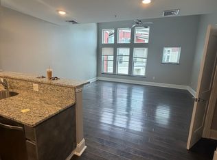 61 Howard St #431, Watertown, MA 02472