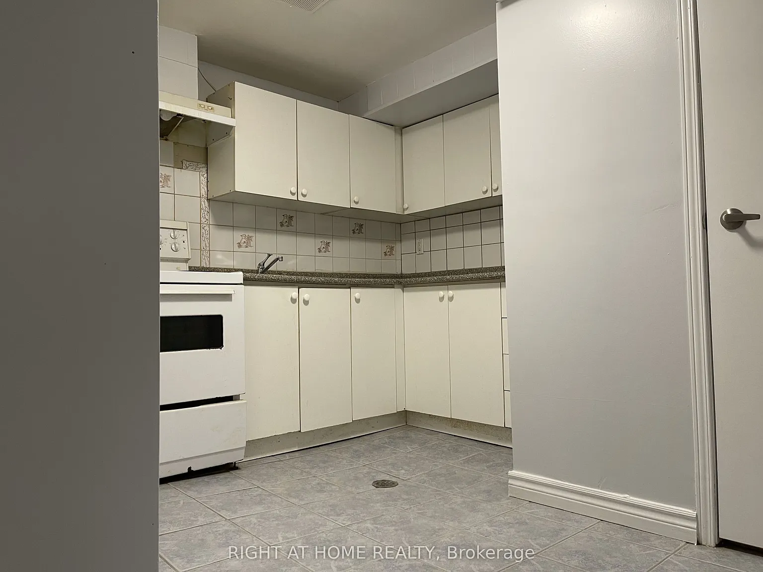 1 bed, $1,099 — Photo 3